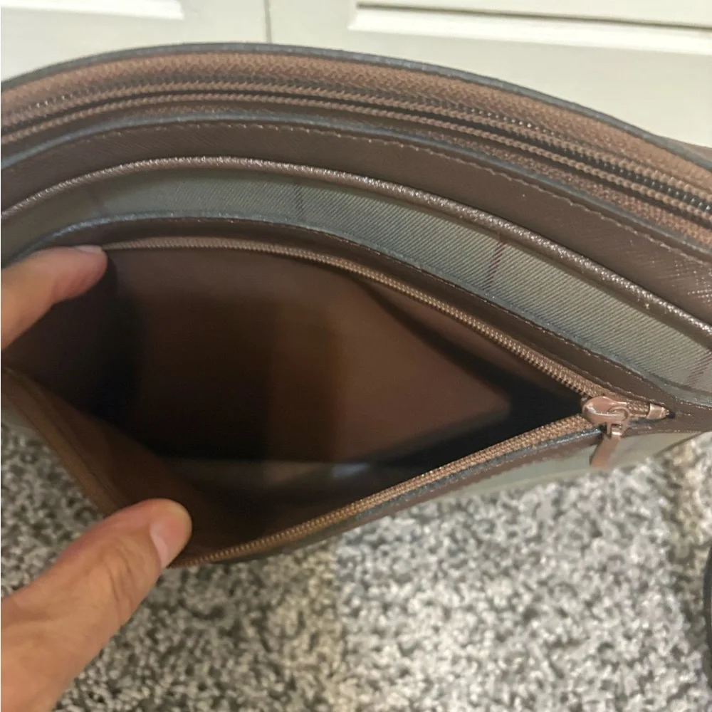 Vintage Burberrys Brown Plaid Wristlet Clutch/Cosmetic Bag - Picture 15 of 17